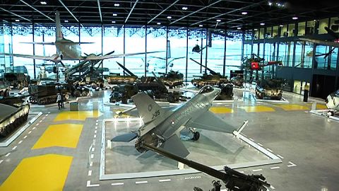 Vloer Nationaal Militair Museum in Soesterberg behandeld met Ashford Formula